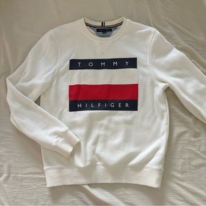 Vintage Tommy Hilfiger sweater